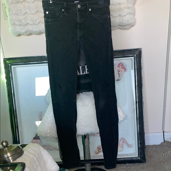 Hudson Black Skinny Jeans denim and spandex blend preowned no damage color wear - Picture 3 of 8